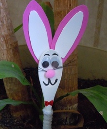 how to make Easter crafts; bunny plant stake